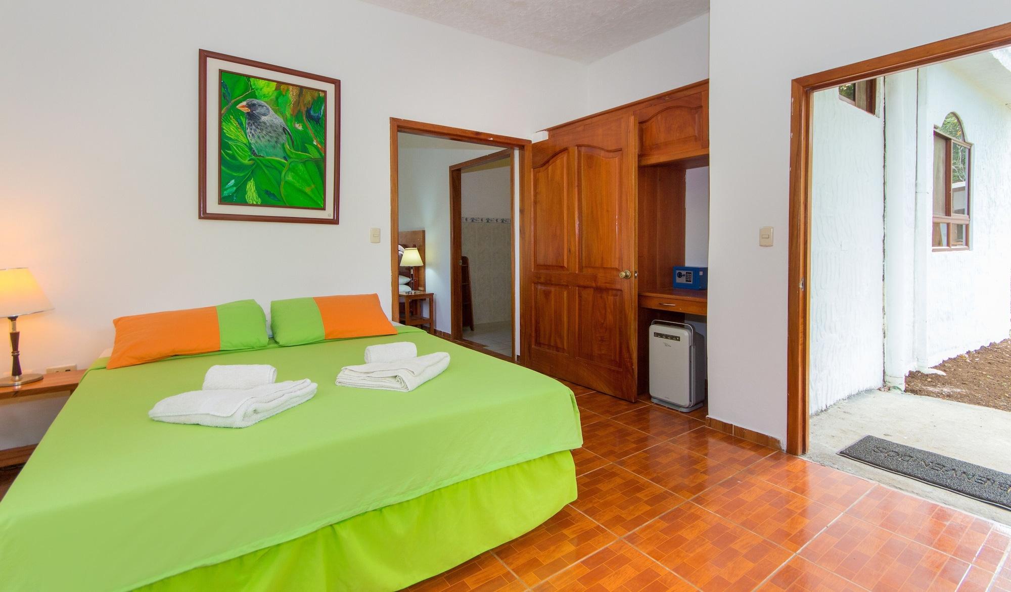 Hotel Twin Galapagos Puerto Ayora  Buitenkant foto