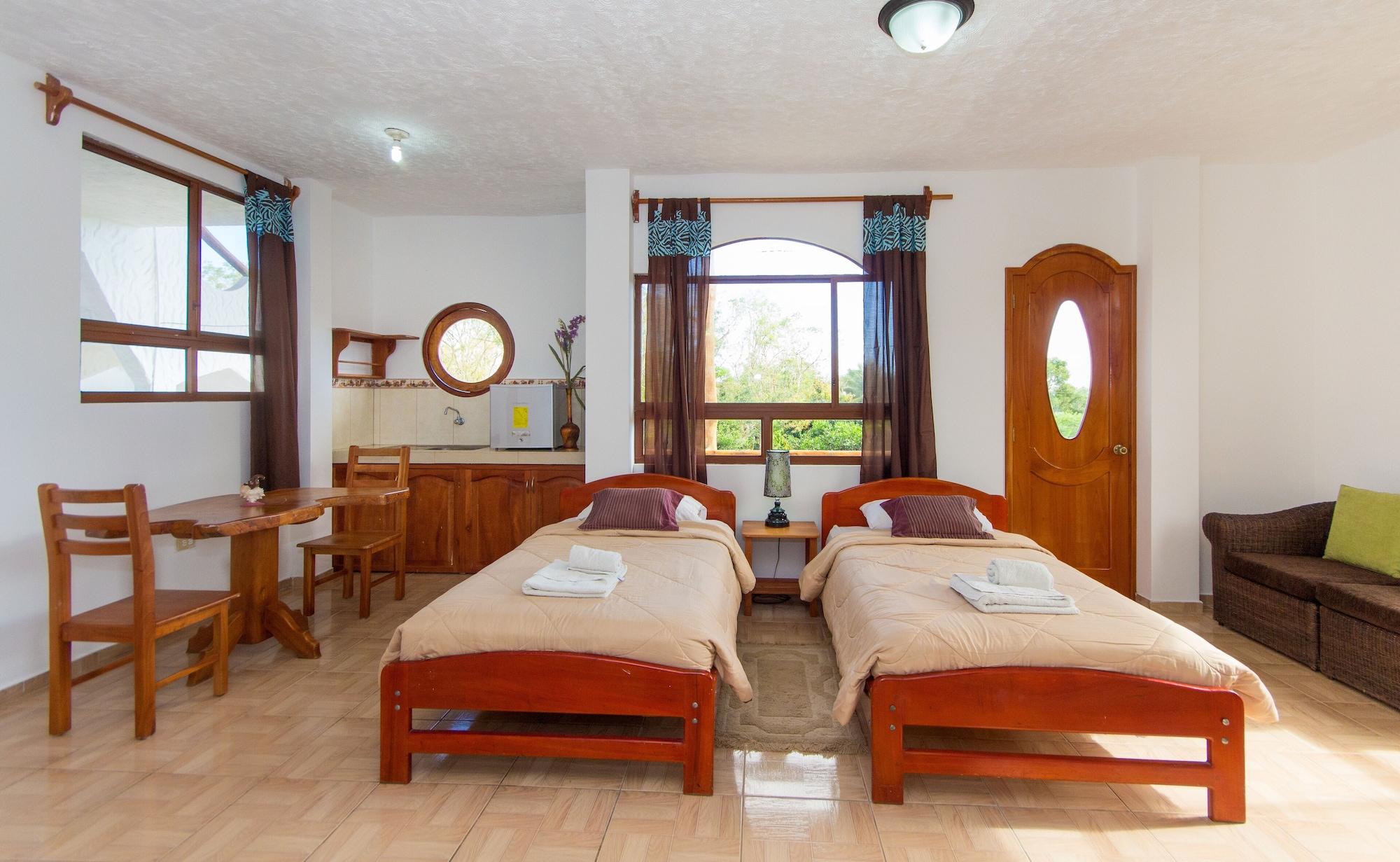 Hotel Twin Galapagos Puerto Ayora  Buitenkant foto