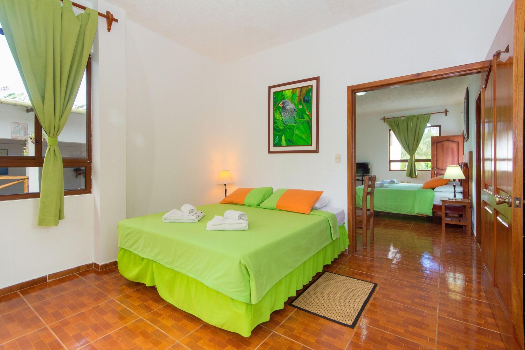 Hotel Twin Galapagos Puerto Ayora  Buitenkant foto