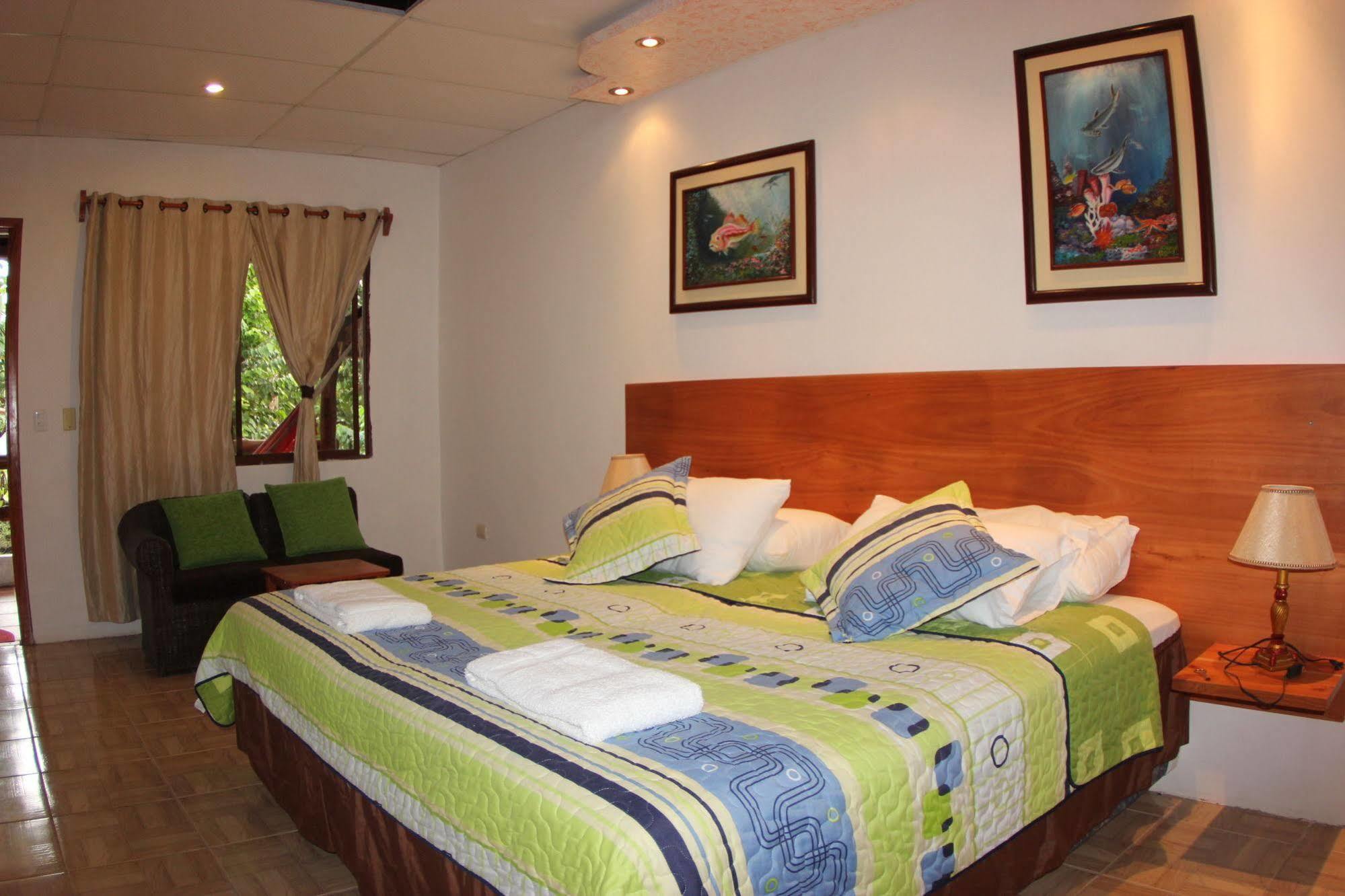 Hotel Twin Galapagos Puerto Ayora  Buitenkant foto