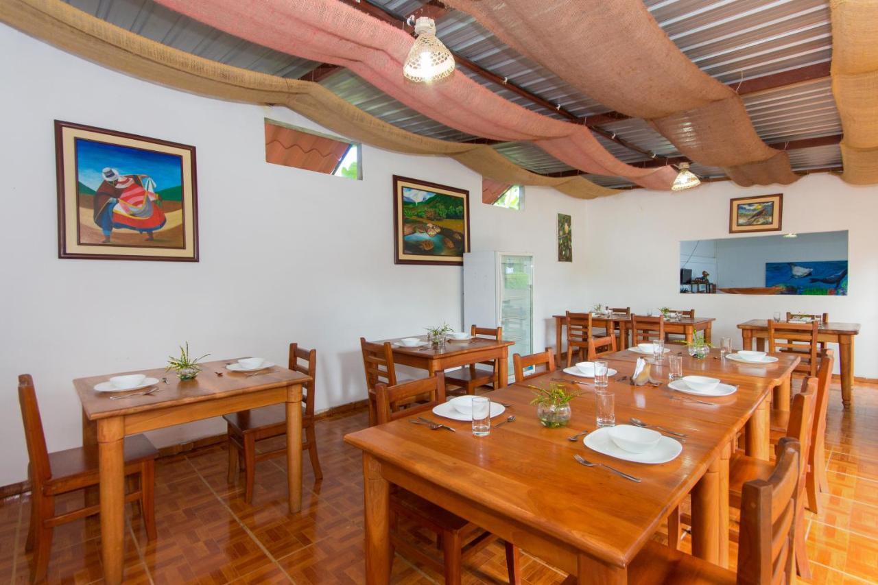 Hotel Twin Galapagos Puerto Ayora  Buitenkant foto