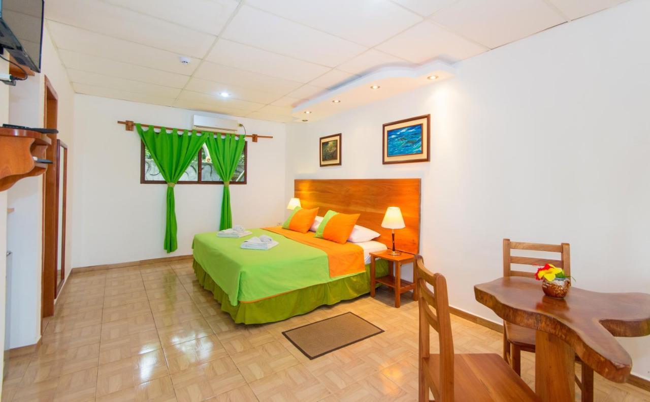 Hotel Twin Galapagos Puerto Ayora  Buitenkant foto